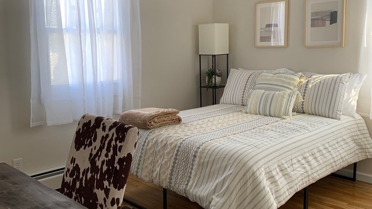 Photo of Bedroom in Seneca Falls