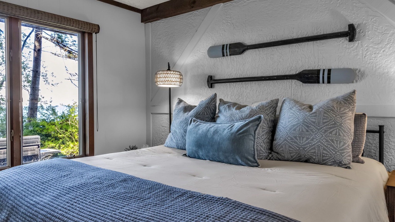 Photo of Bedroom in Olcott