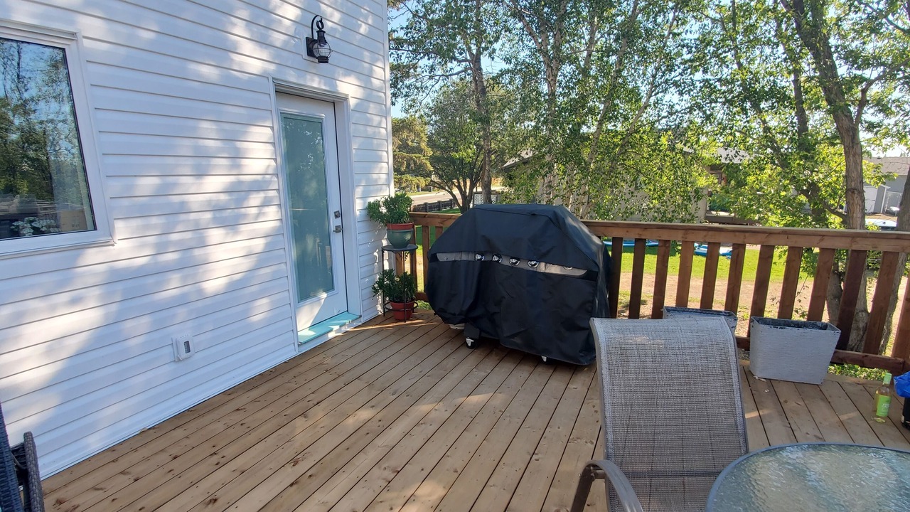 Photo of Patio Balcony in Sylvan Lake
