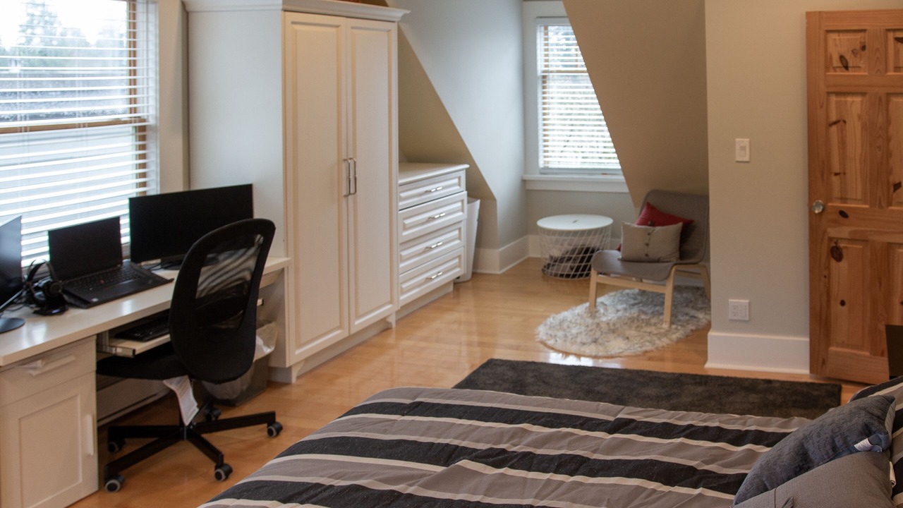 Photo of Bedroom in Lynn Valley