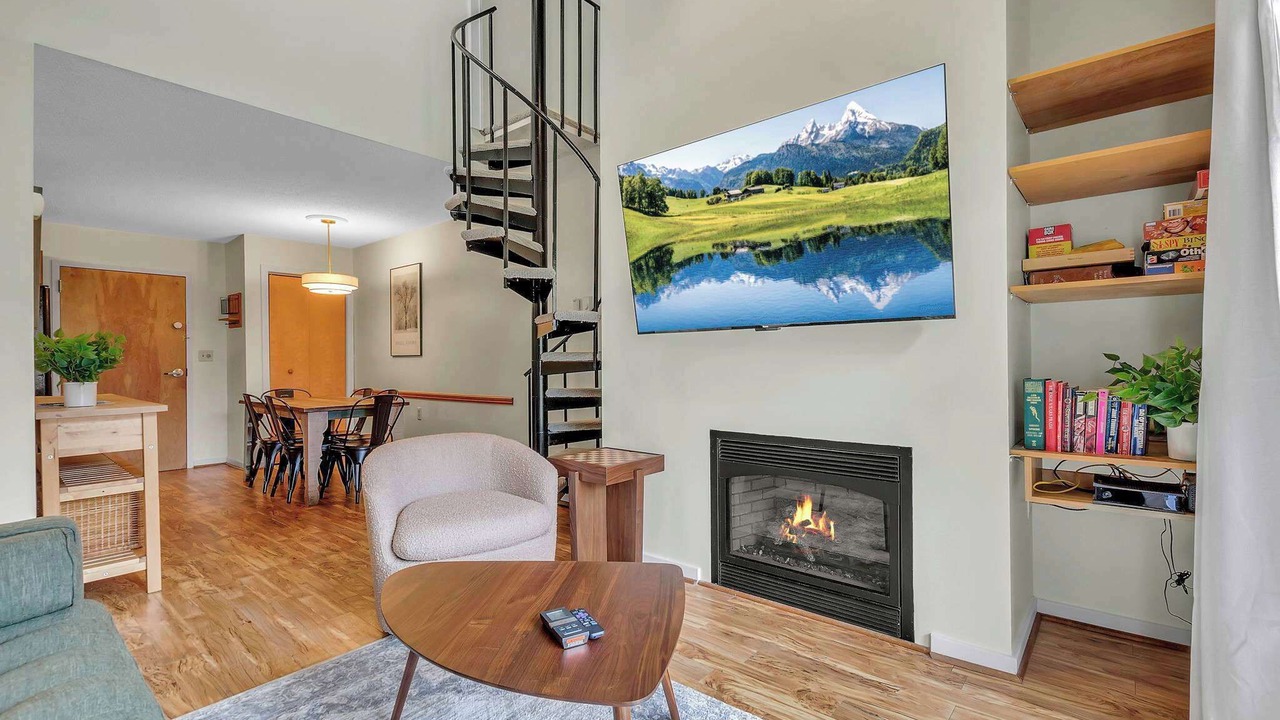 Photo of Livingroom in Great Valley