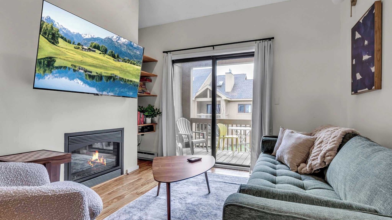 Photo of Livingroom in Great Valley