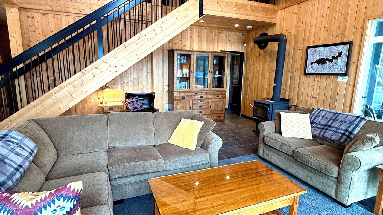 Photo of Livingroom in Eagle Creek
