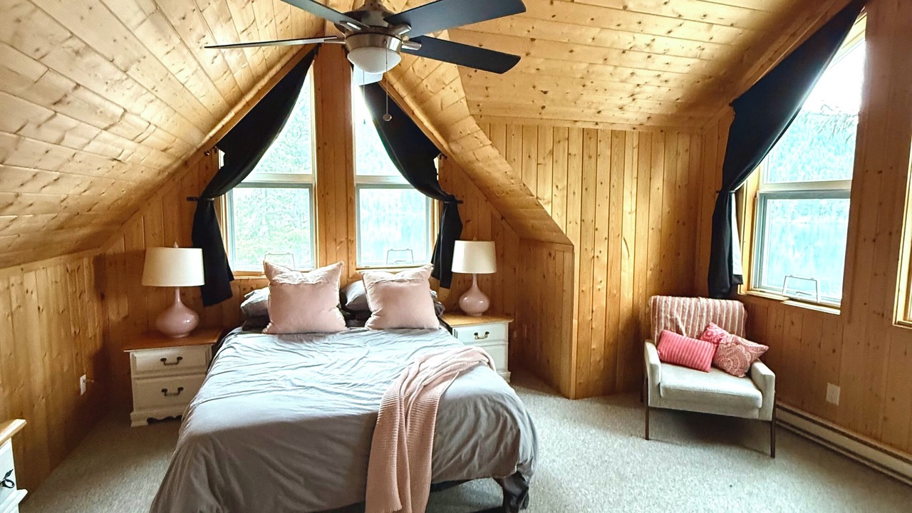 Photo of Bedroom in Eagle Creek