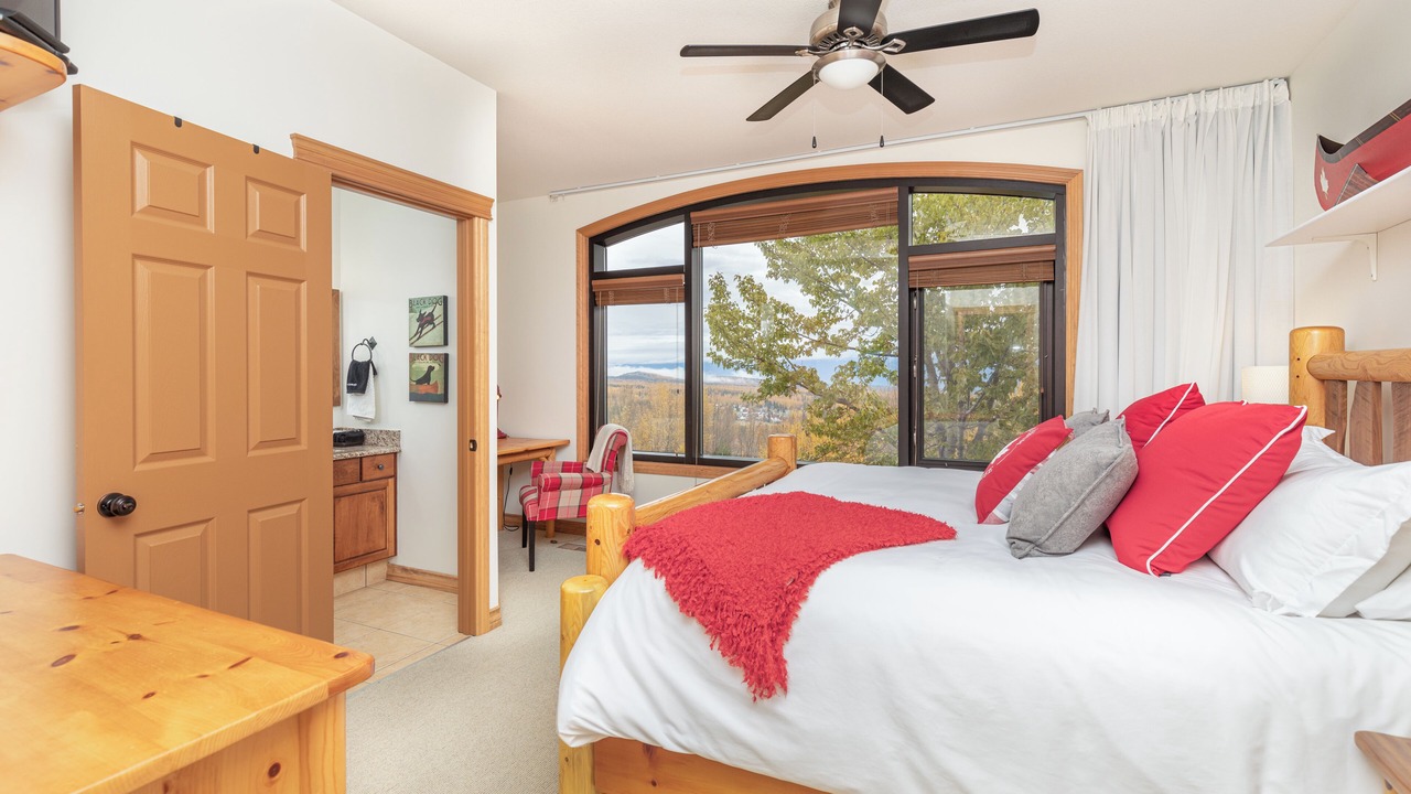 Photo of Bedroom in East Kootenay