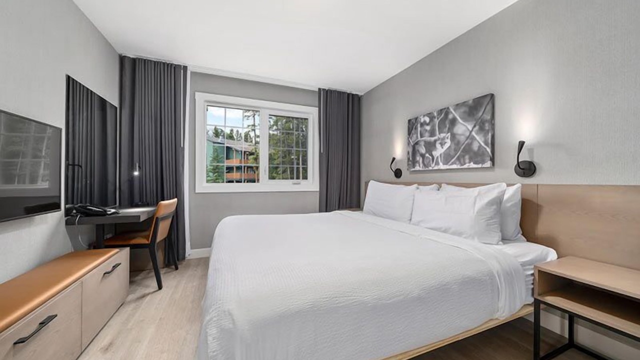 Photo of Bedroom in Lake Louise
