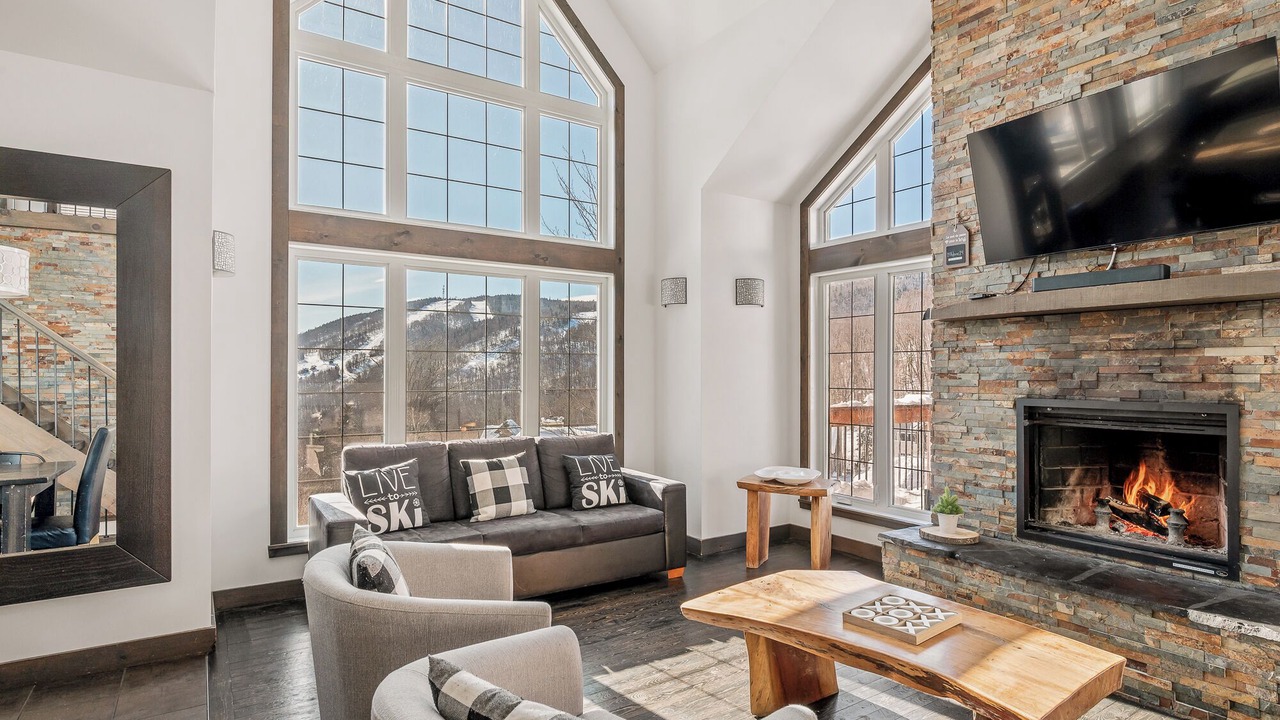 Photo of Livingroom in Stoneham