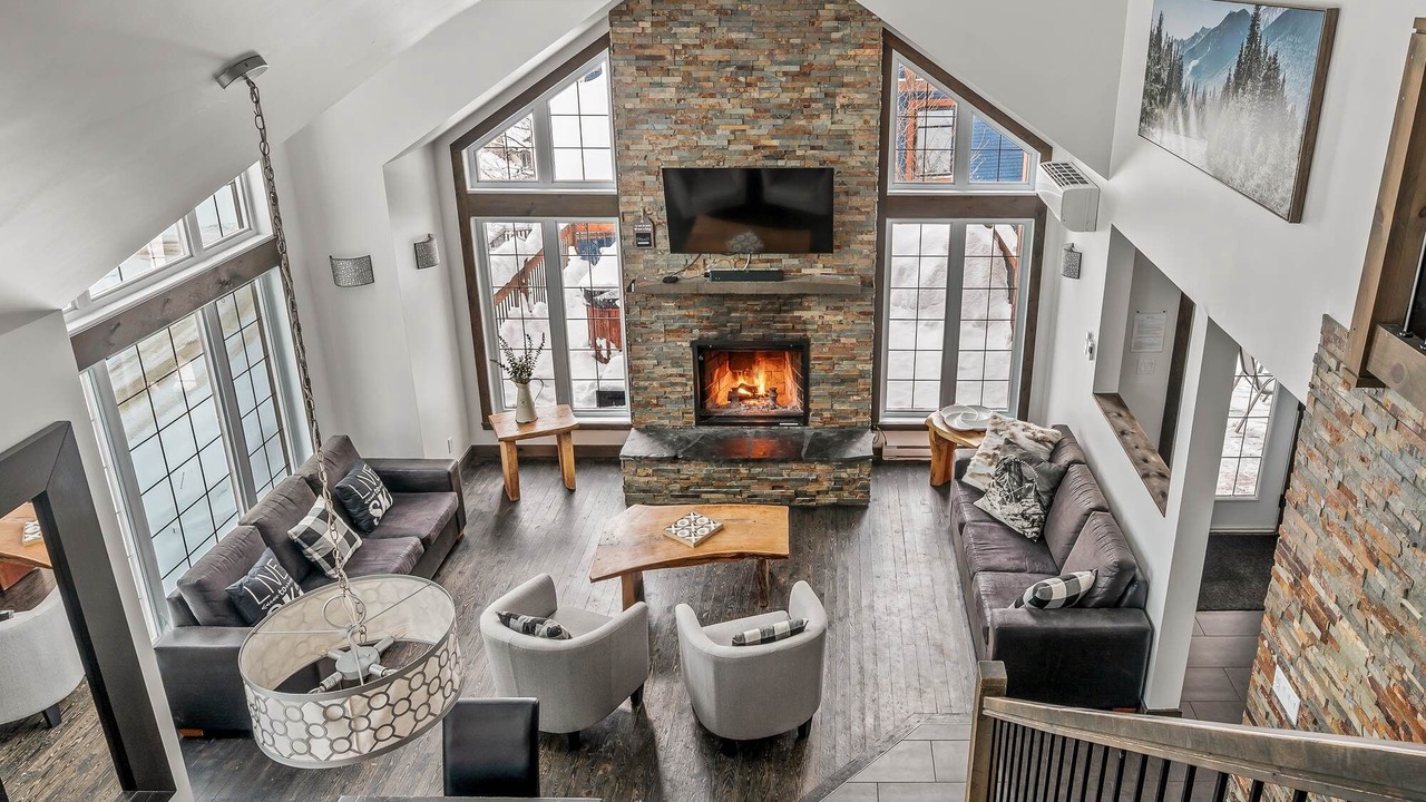 Photo of Livingroom in Stoneham