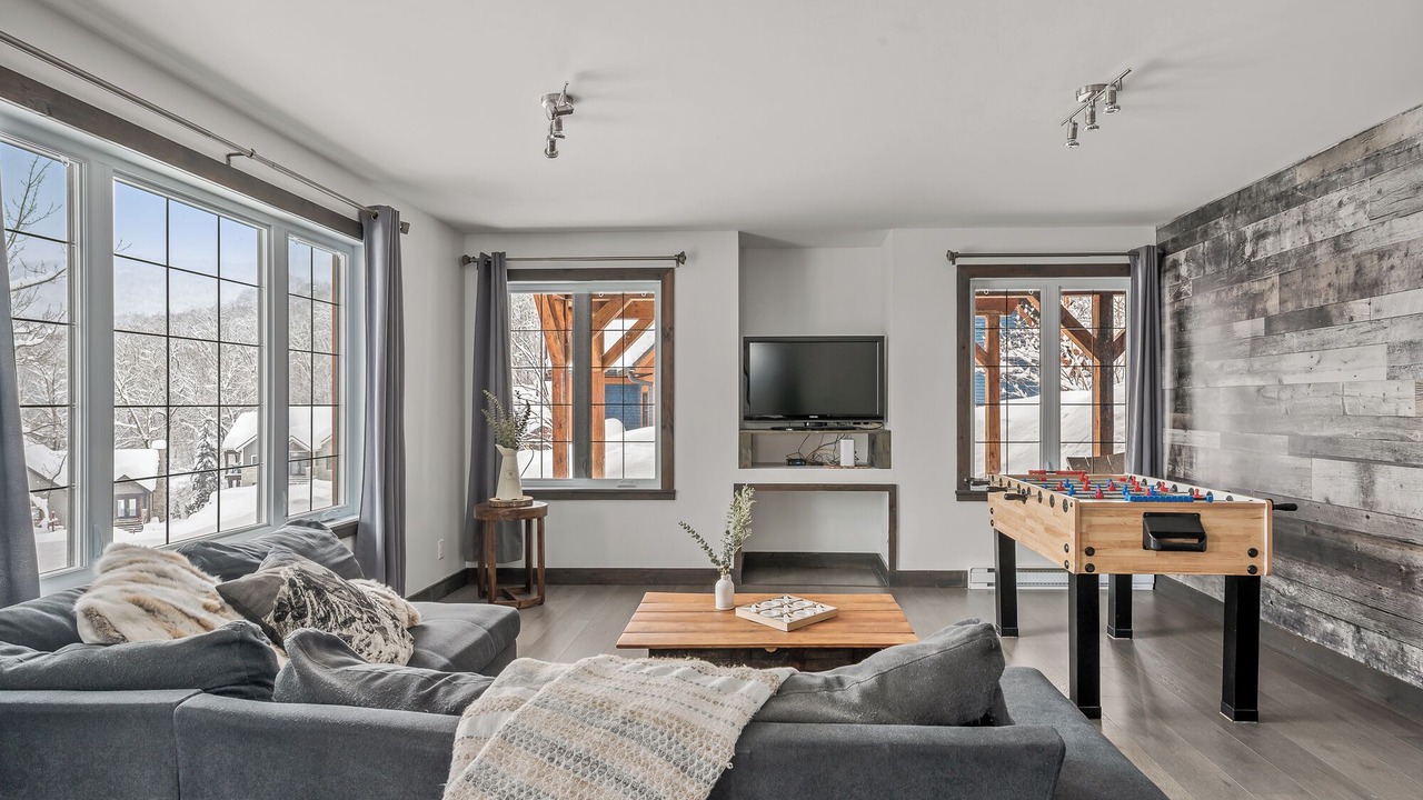 Photo of Livingroom in Stoneham