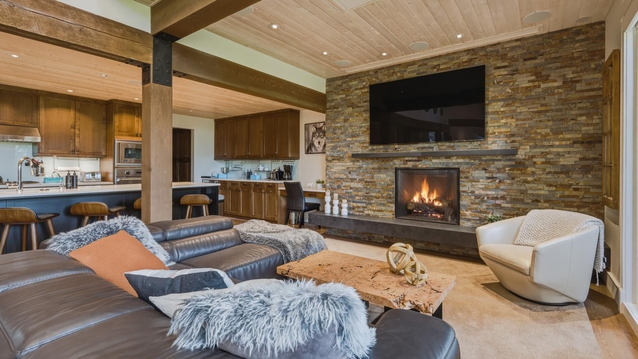 Photo of Bedroom in Whistler Village