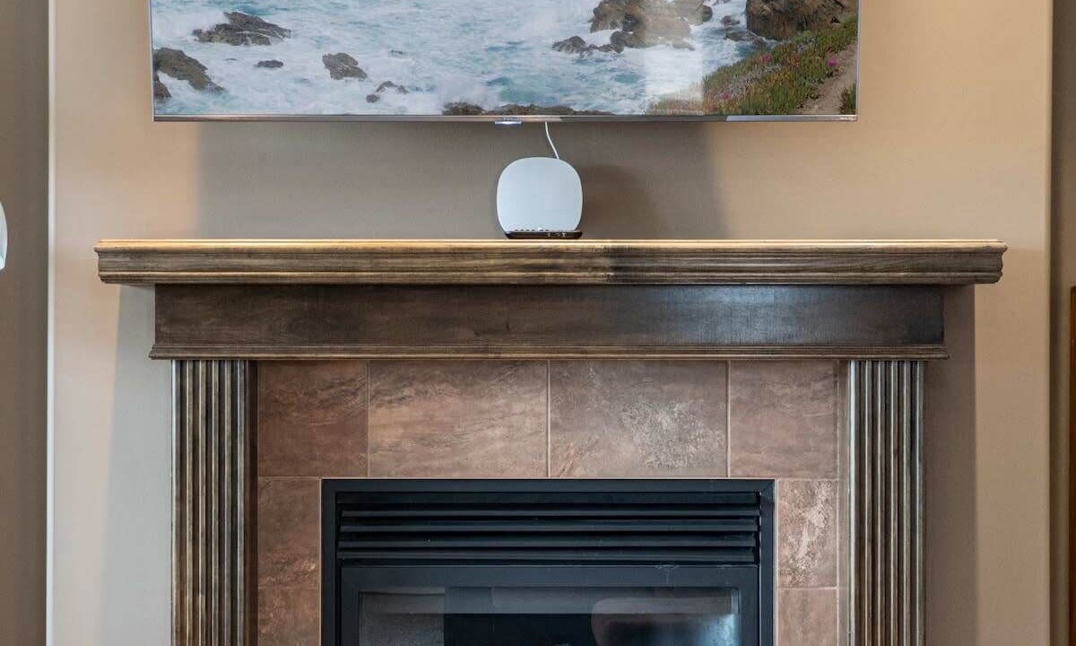 Photo of Livingroom in Sylvan Lake