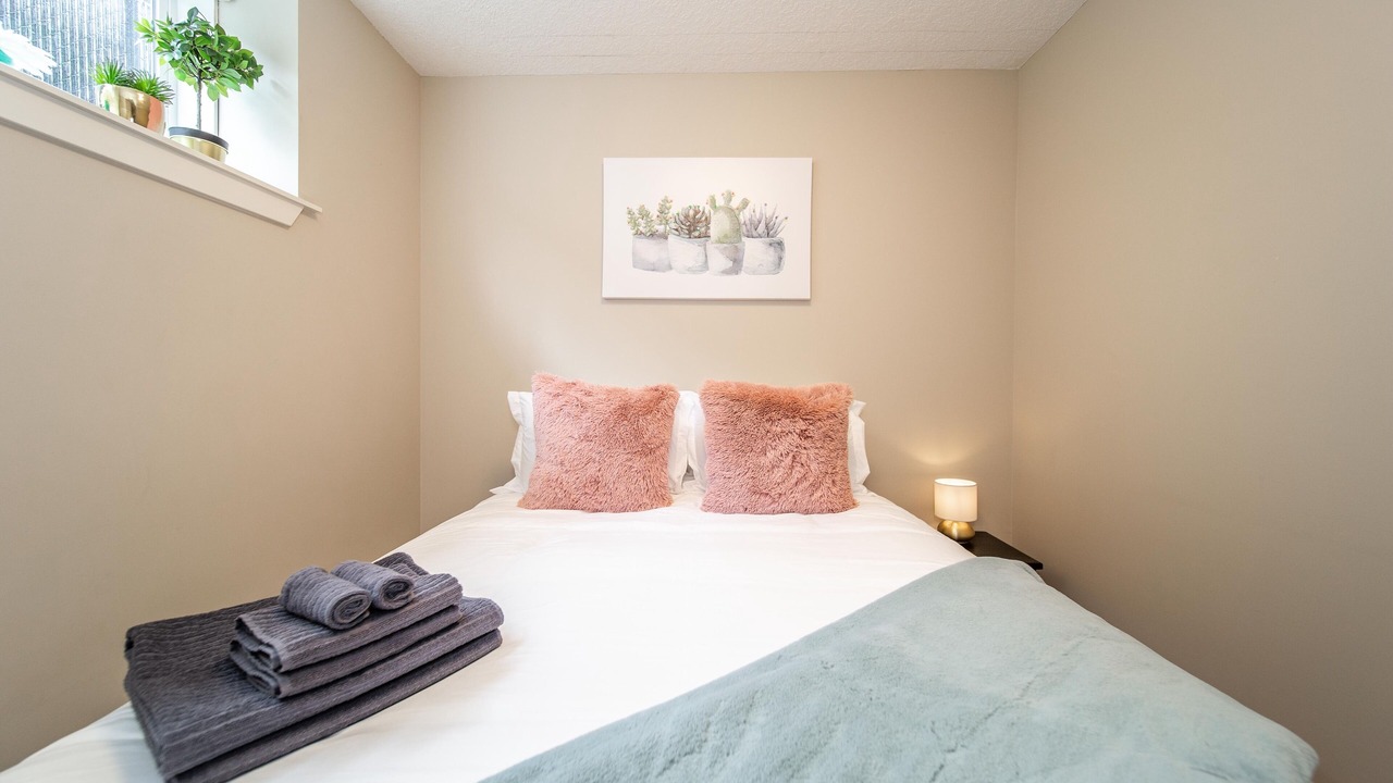 Photo of Bedroom in Jasper Place