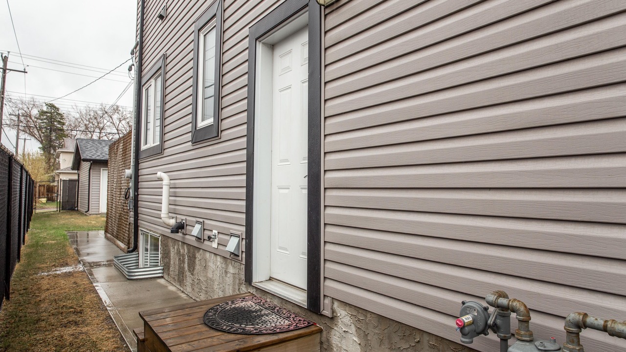 Photo of Outdoor in Jasper Place