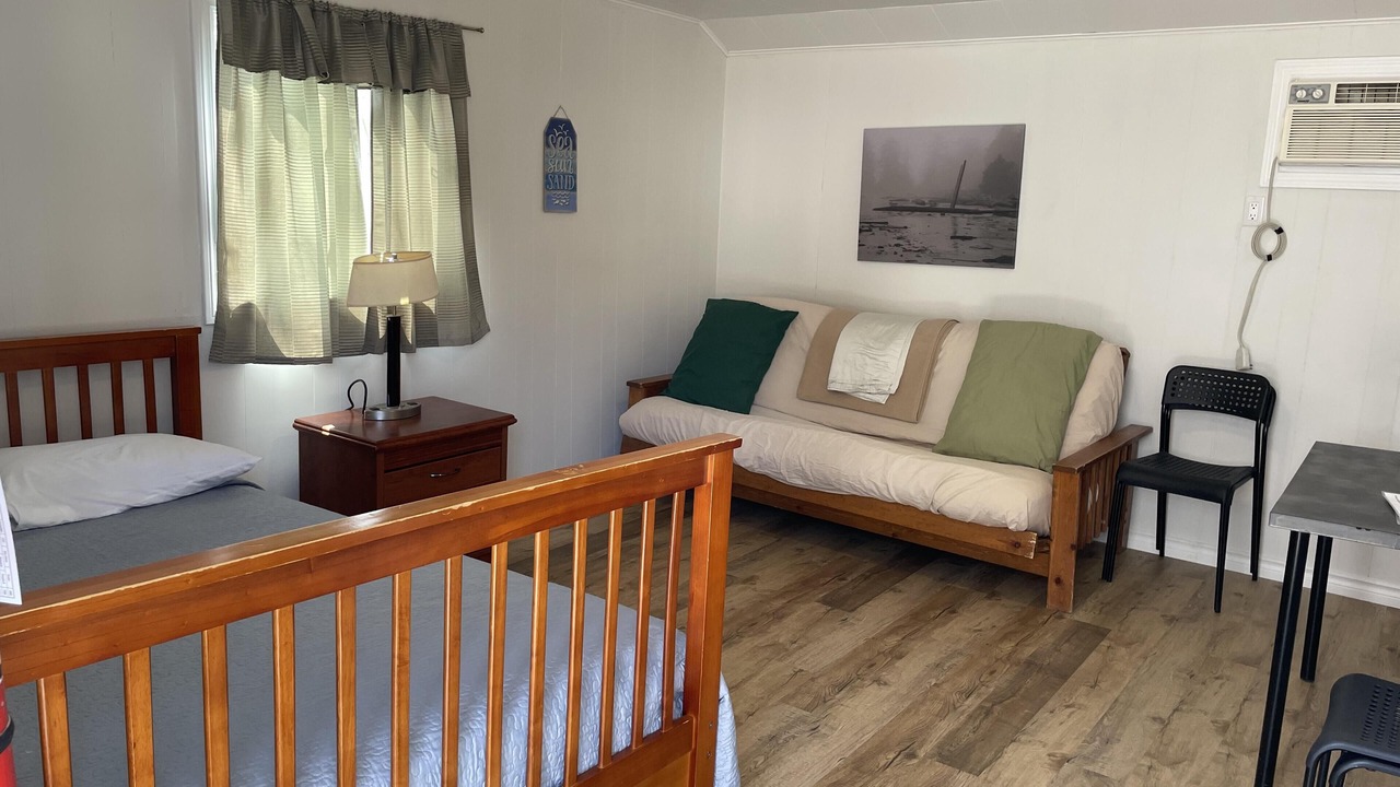 Photo of Bedroom in Wasaga Beach