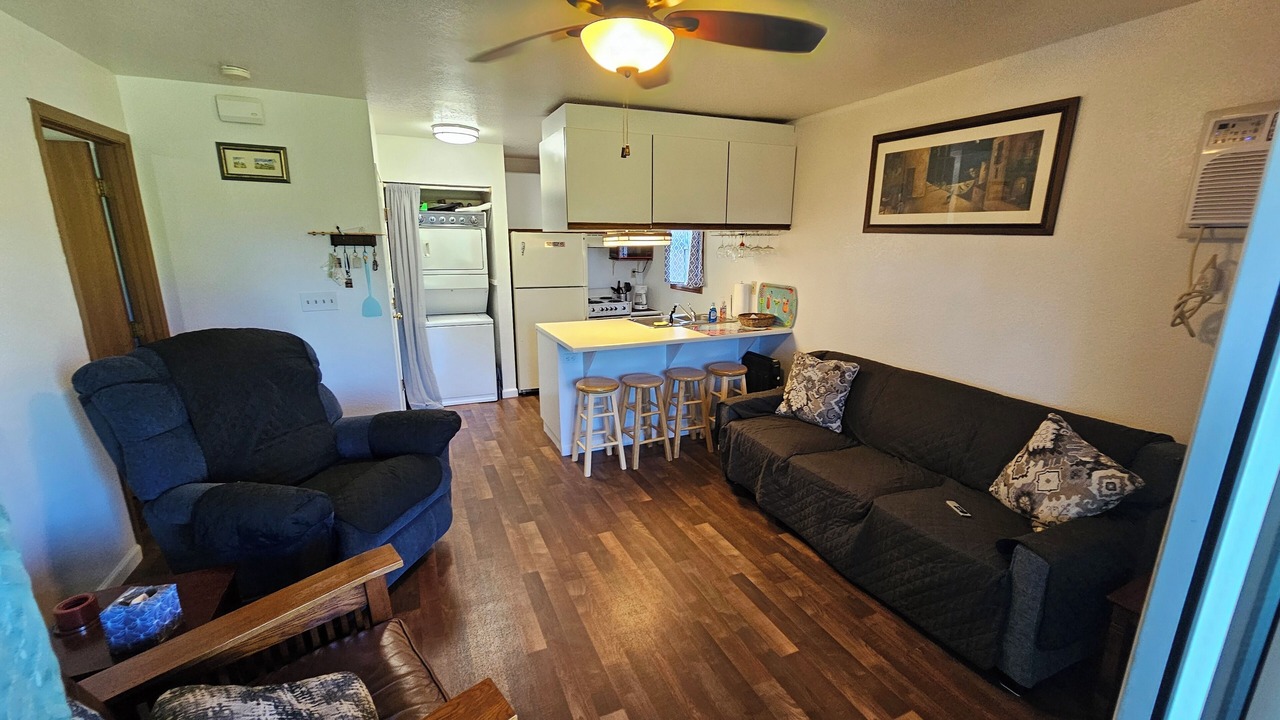 Photo of Livingroom in Oak Harbor