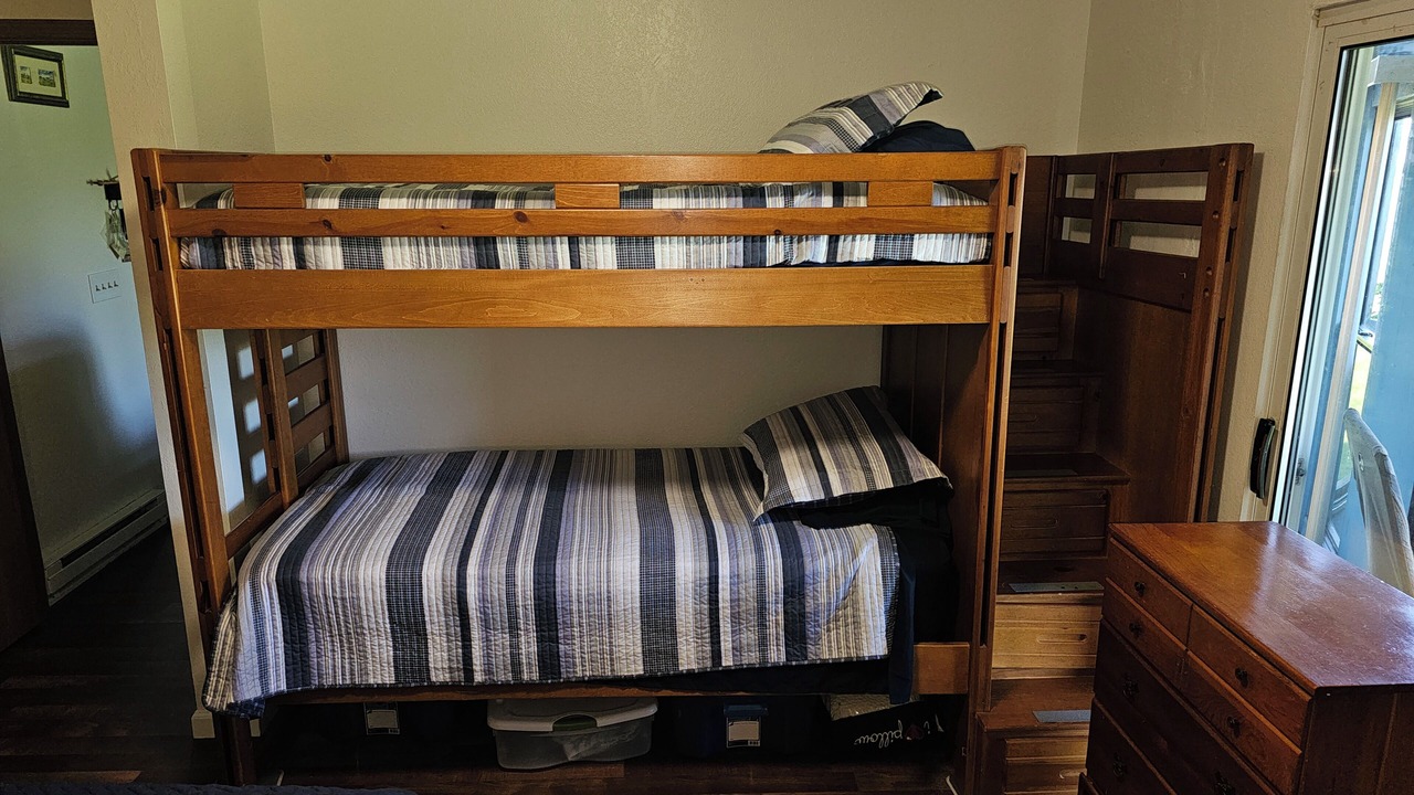 Photo of Bedroom in Oak Harbor