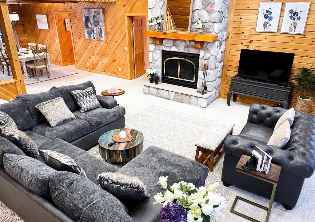 Photo of Livingroom in Mayville