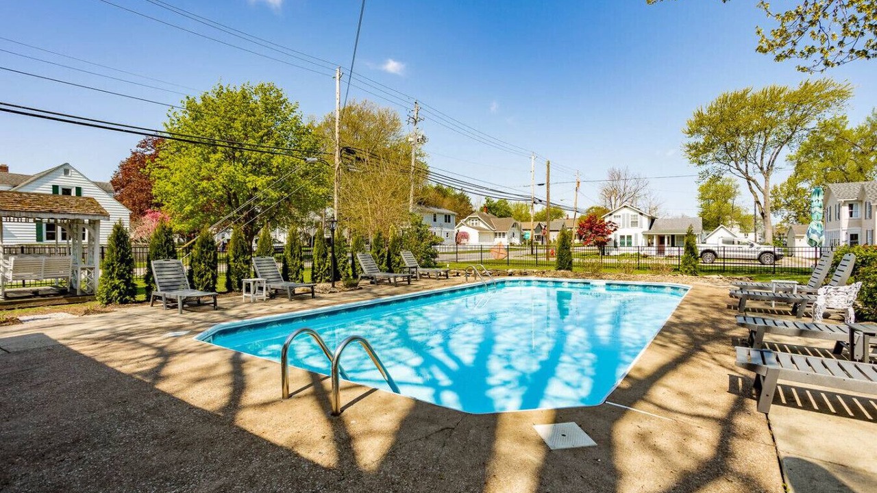 Photo of Outdoor in Huron