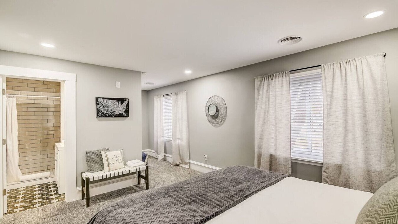 Photo of Bedroom in Huron