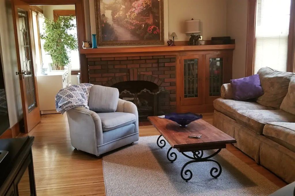 Photo of Livingroom in Rochester
