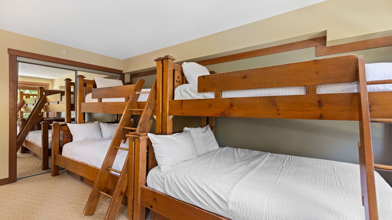 Photo of Bedroom in Blackcomb