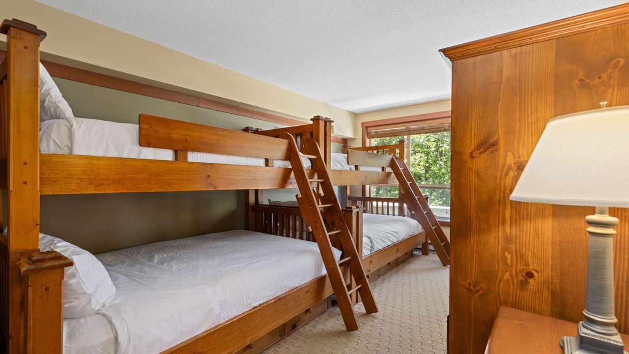 Photo of Bedroom in Blackcomb