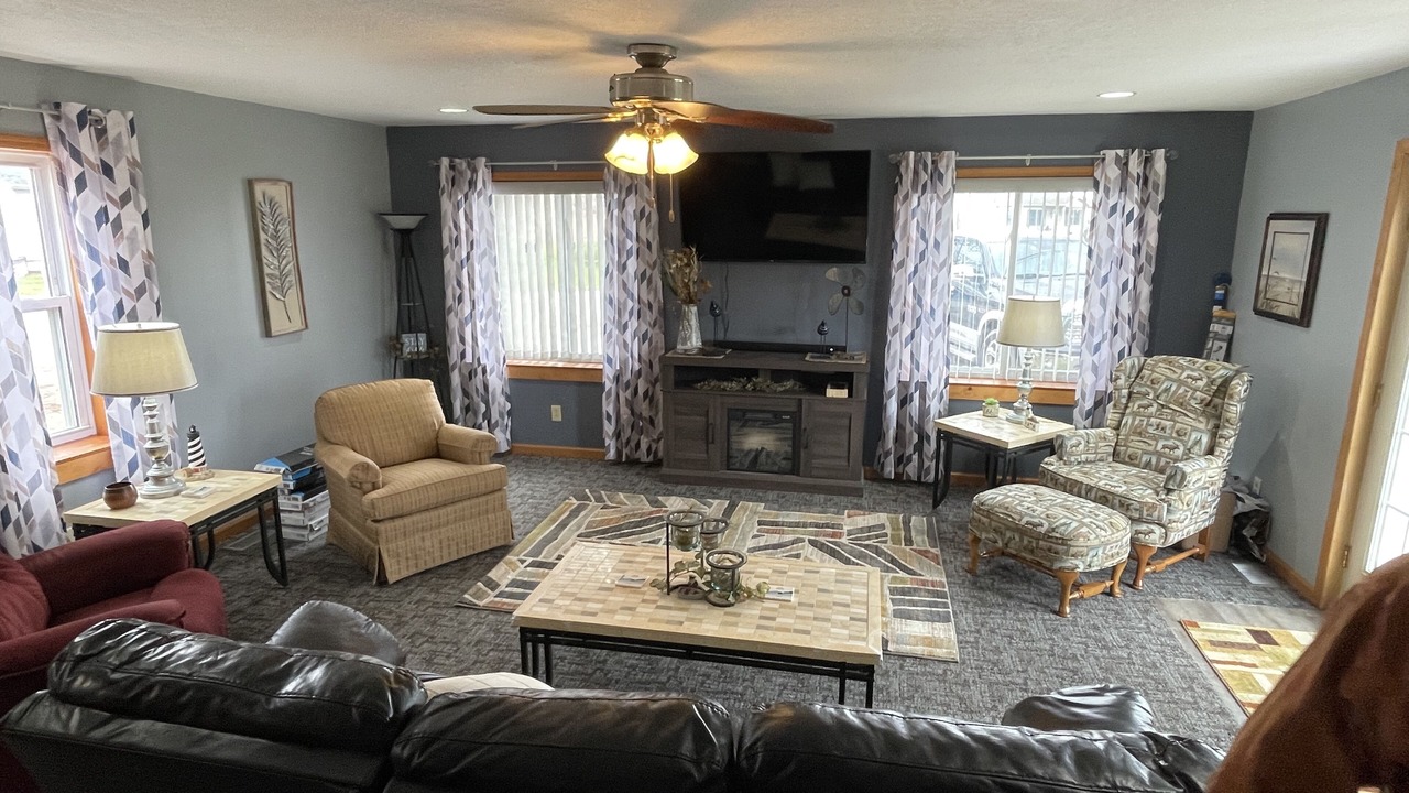 Photo of Bedroom in Oak Harbor