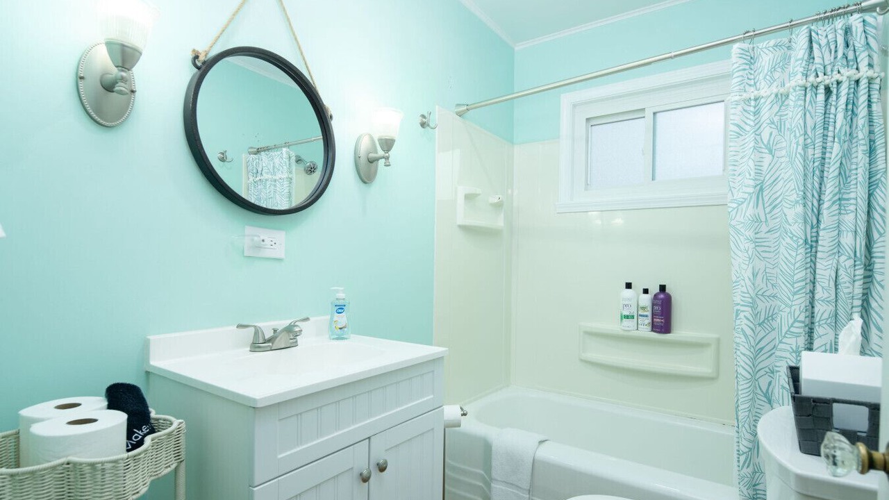 Photo of Bathroom in Huron