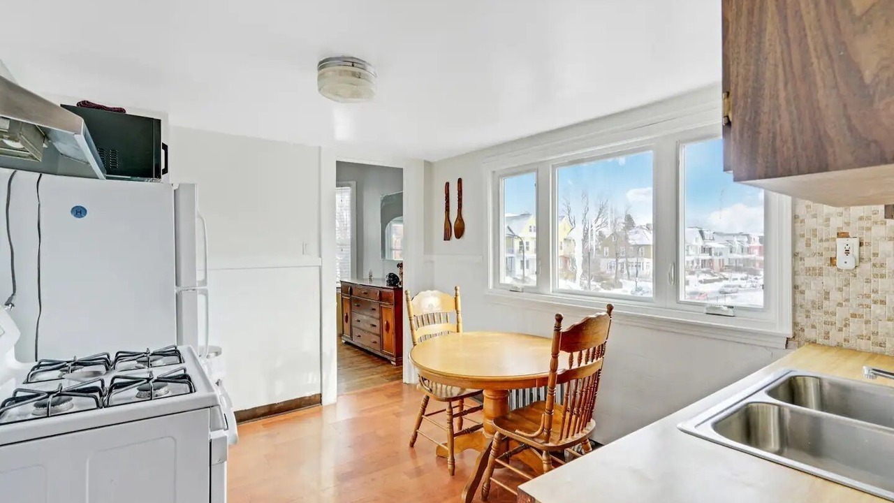 Photo of Kitchen in Front Park