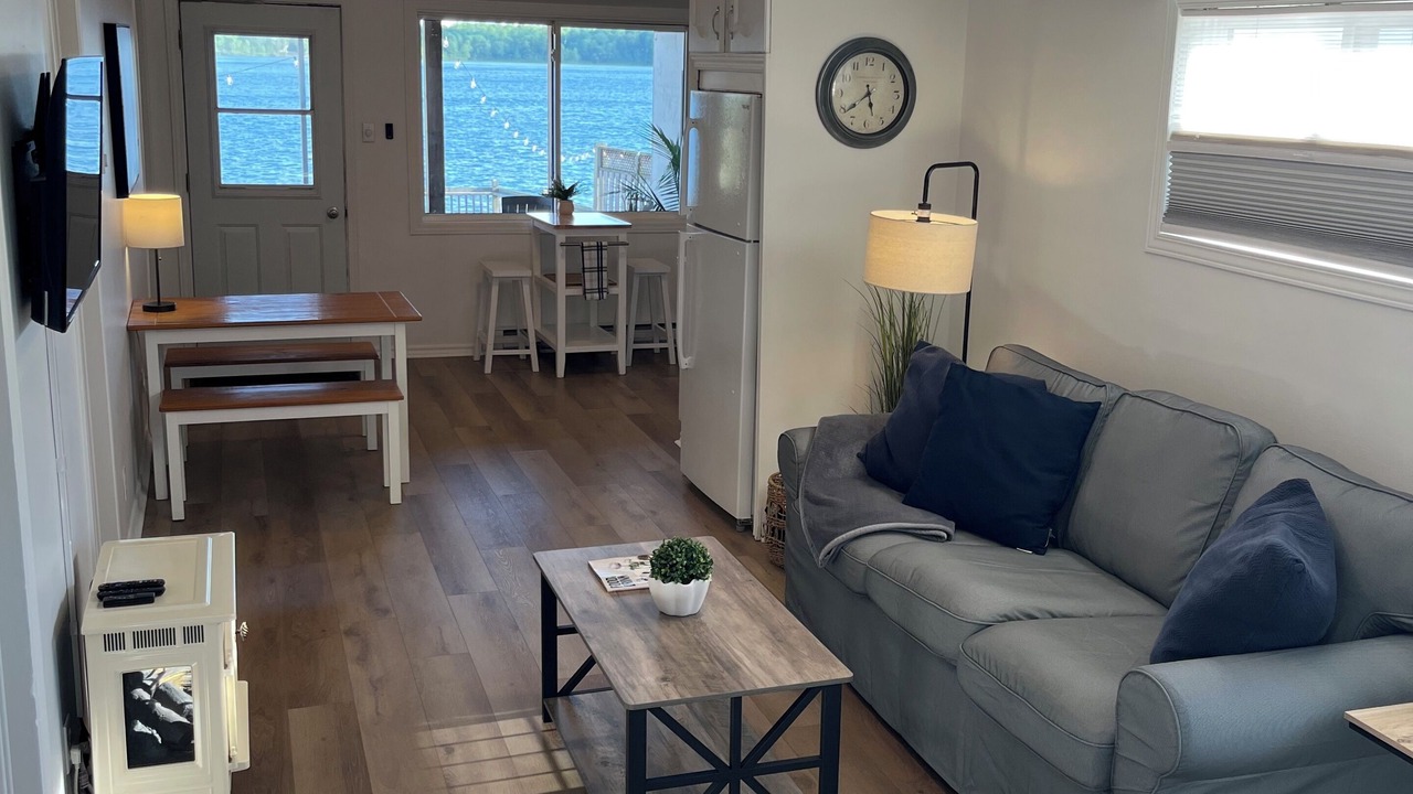 Photo of Livingroom in Martintown