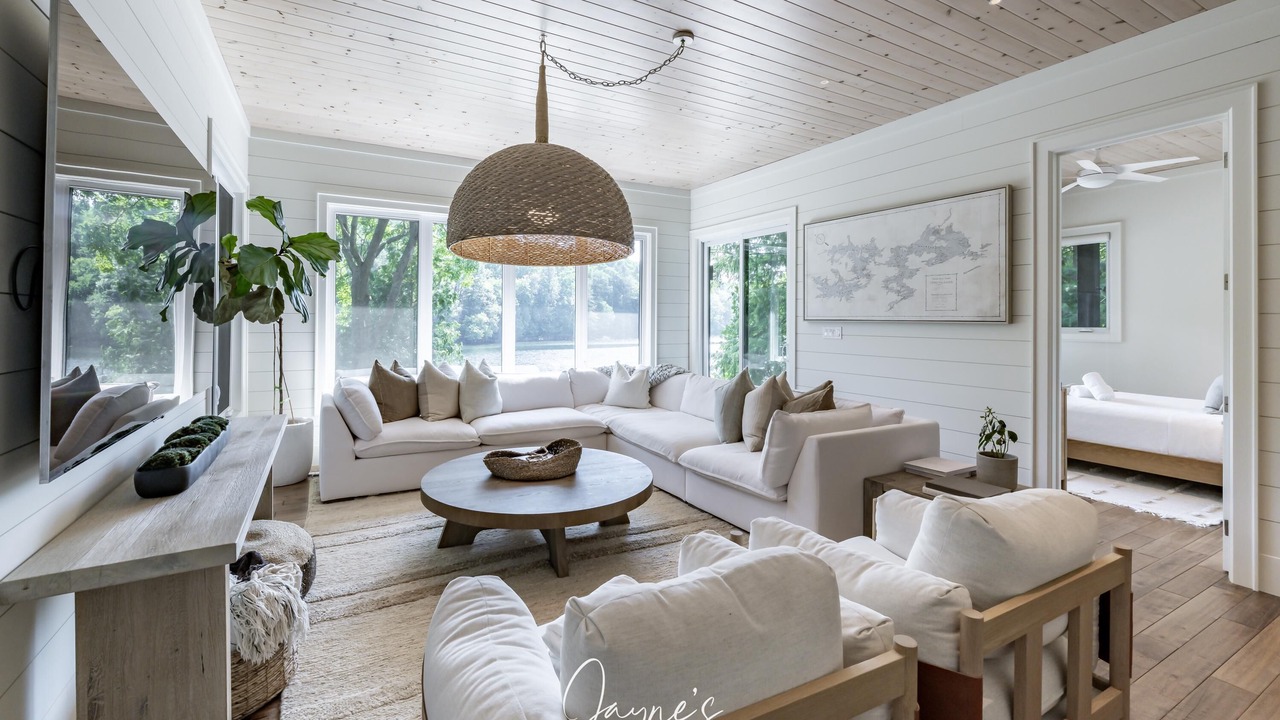 Photo of Bedroom in Muskoka Lakes
