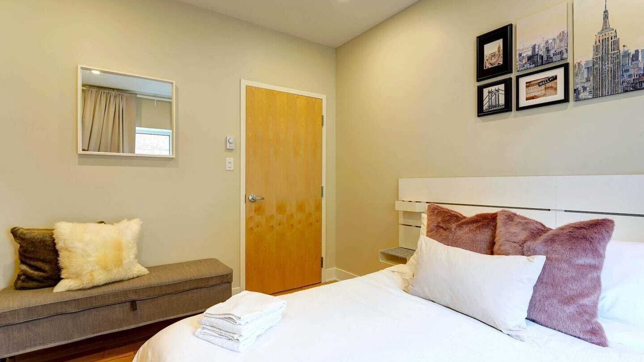 Photo of Bedroom in Plateau Mont Royal