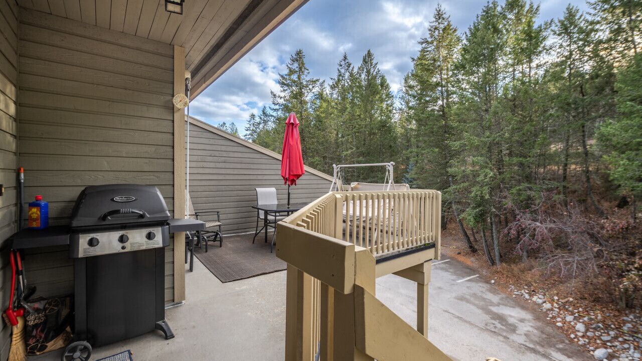 Photo of Patio Balcony in Radium Hot Springs
