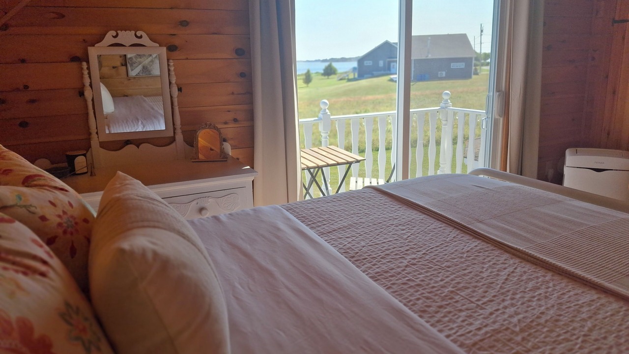 Photo of Bedroom in Brackley Beach