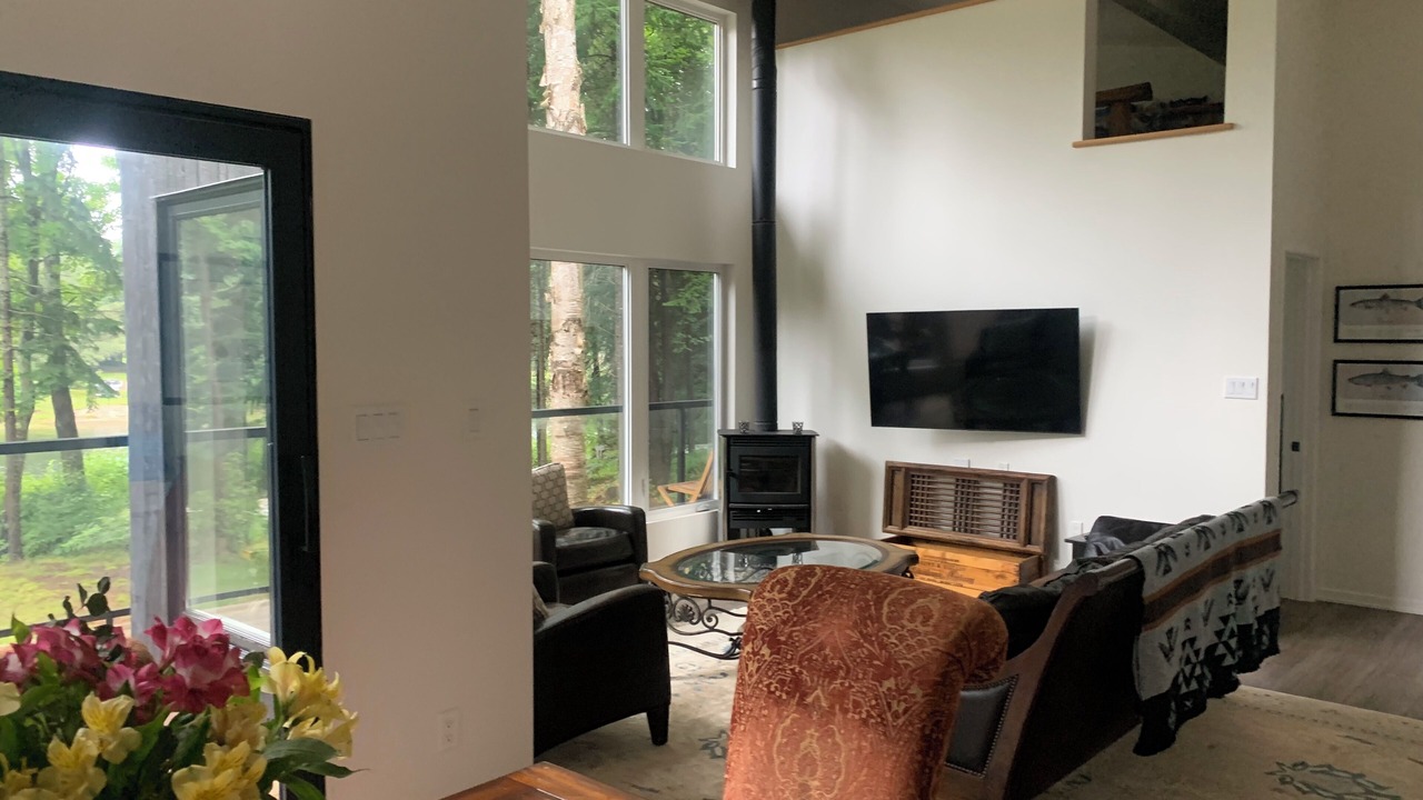 Photo of Livingroom in Bracebridge