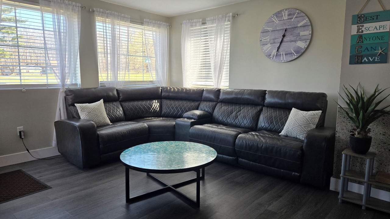 Photo of Livingroom in Silver Creek
