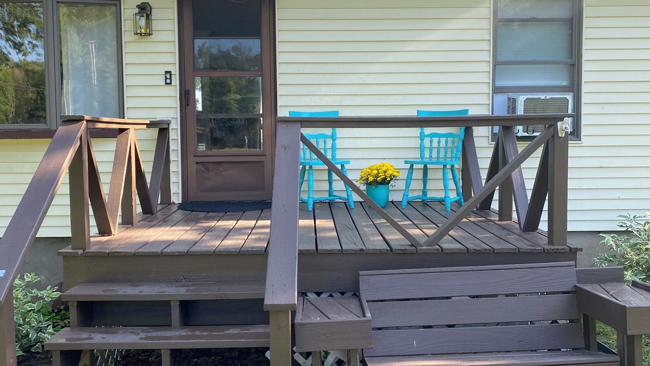 Photo of Patio Balcony in Port Ontario