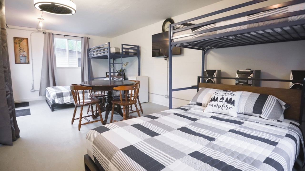 Photo of Bedroom in Isaacs Glen