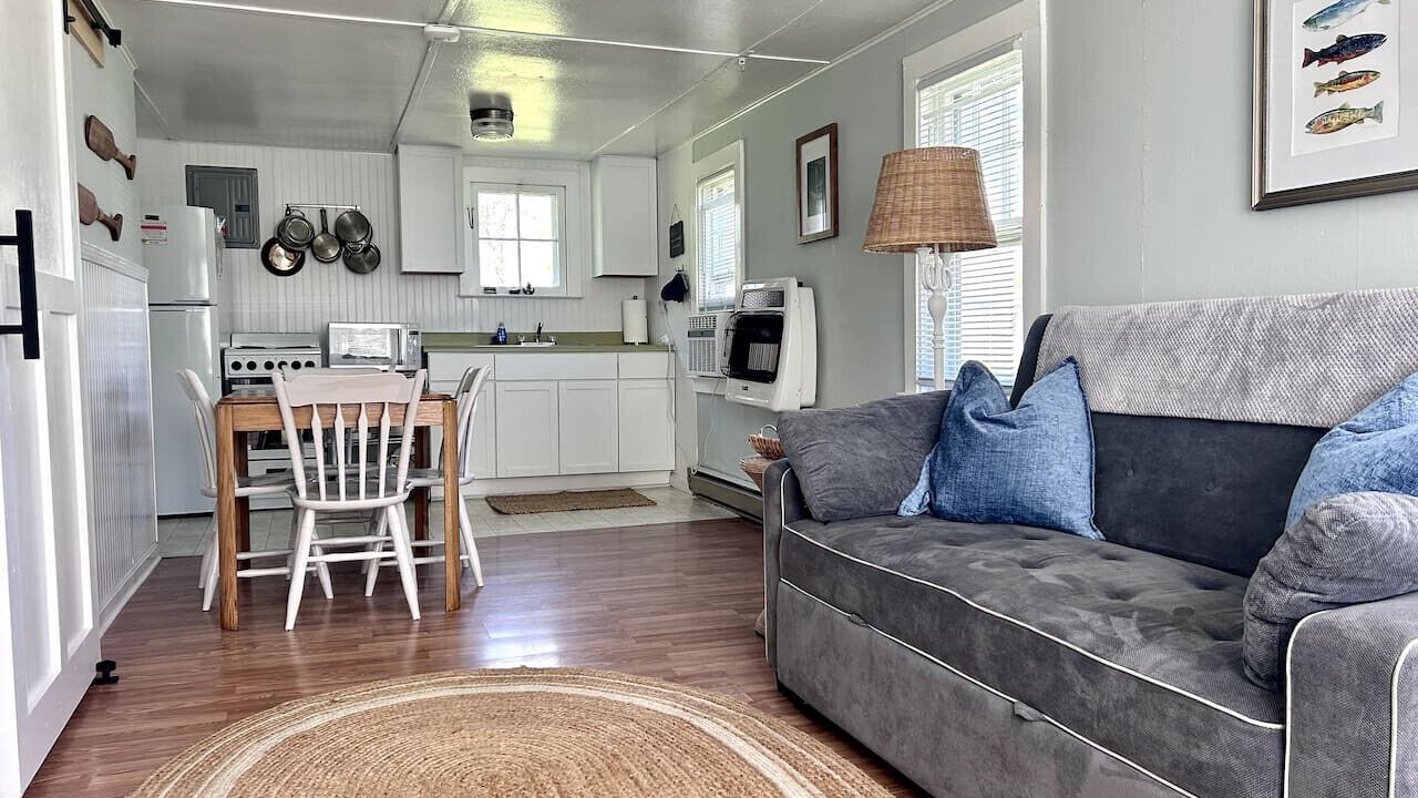 Photo of Livingroom in Geneva-on-the-Lake