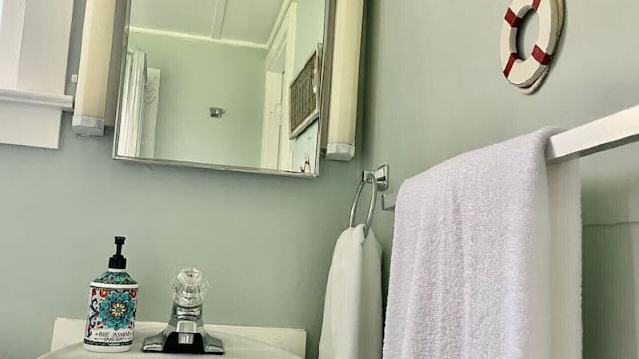 Photo of Bathroom in Geneva-on-the-Lake