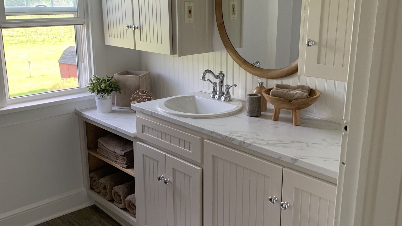 Photo of Bathroom in Conneaut