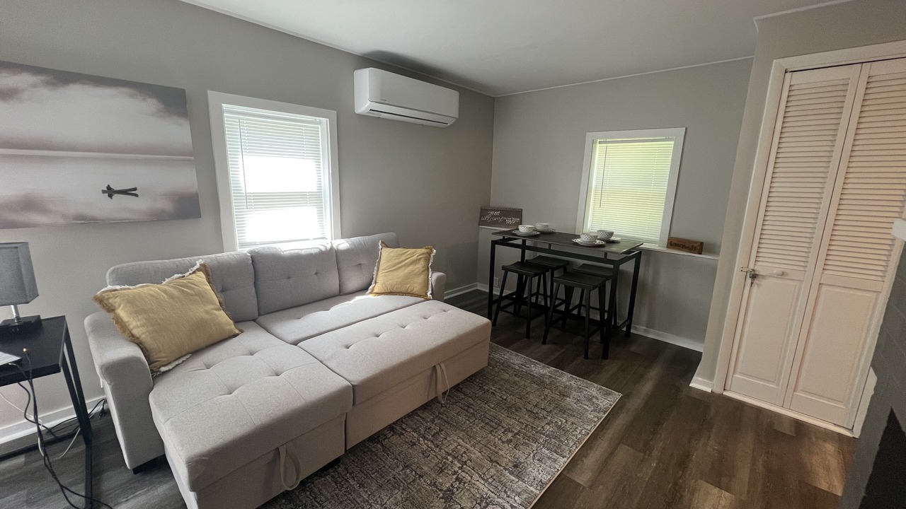 Photo of Livingroom in Norwalk