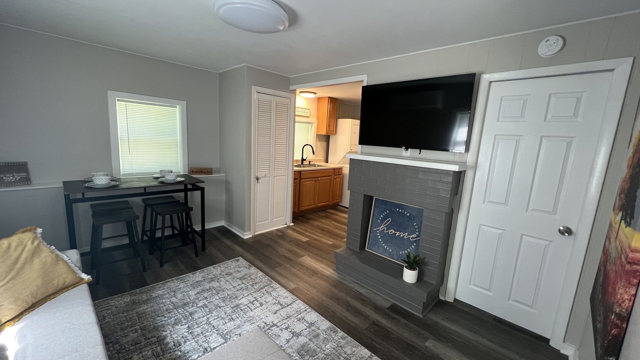 Photo of Livingroom in Norwalk