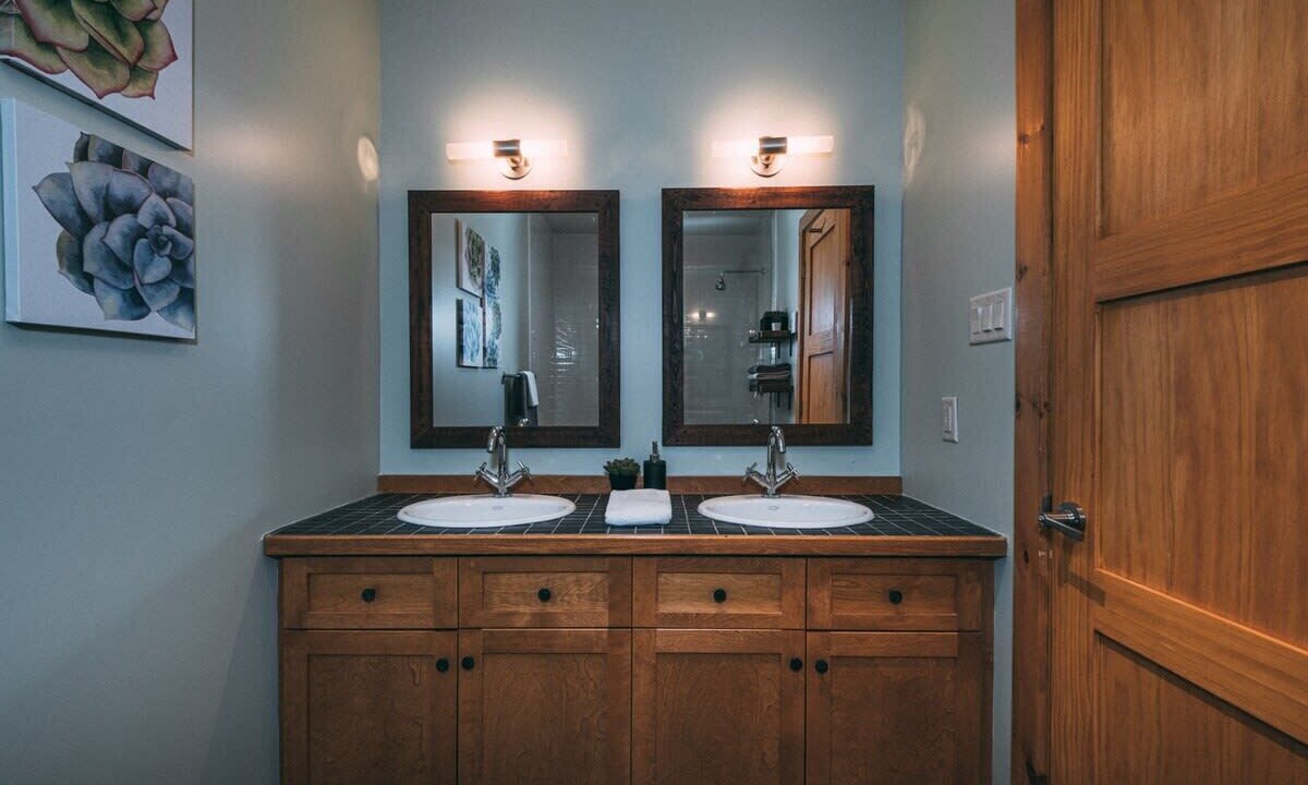 Photo of Bathroom in Lac-Superieur