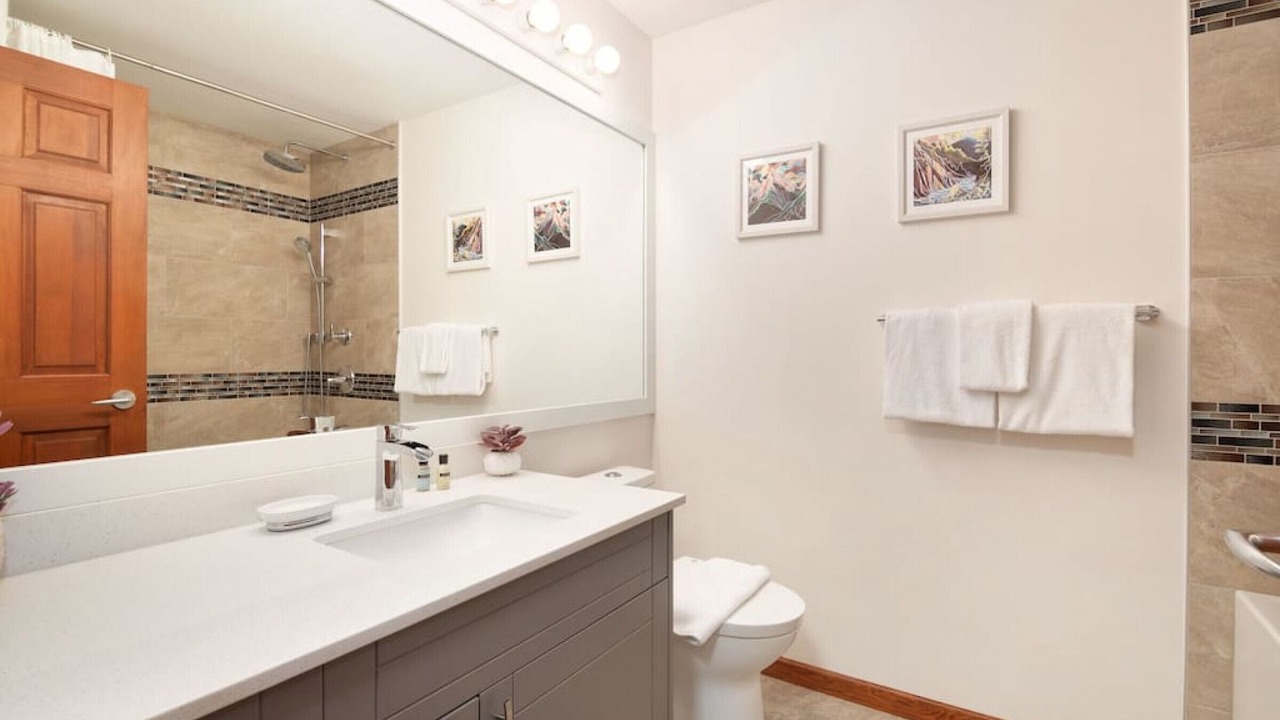 Photo of Bathroom in Village North