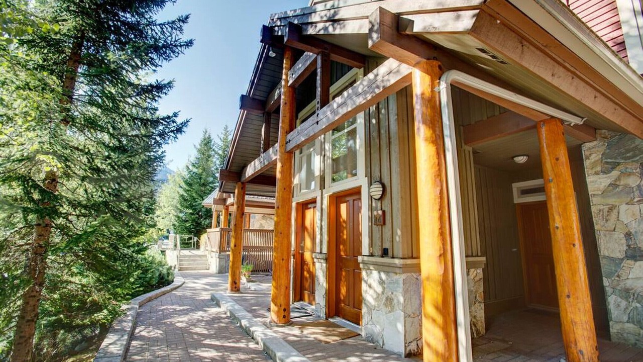 Photo of Outdoor in Village North