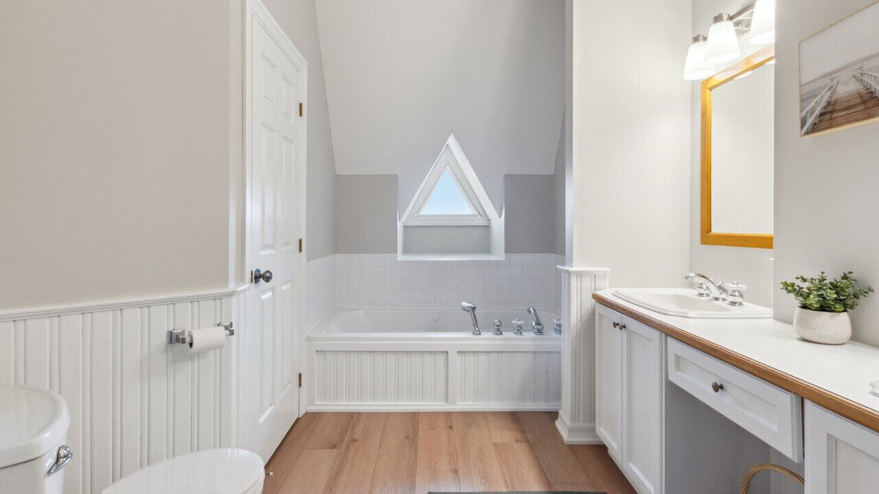 Photo of Bathroom in The Blue Mountains