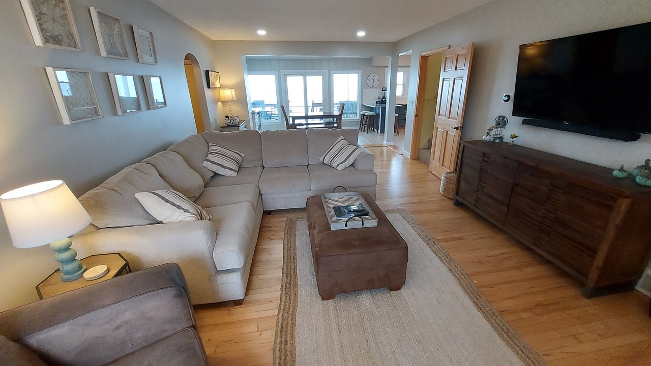 Photo of Livingroom in Vermilion