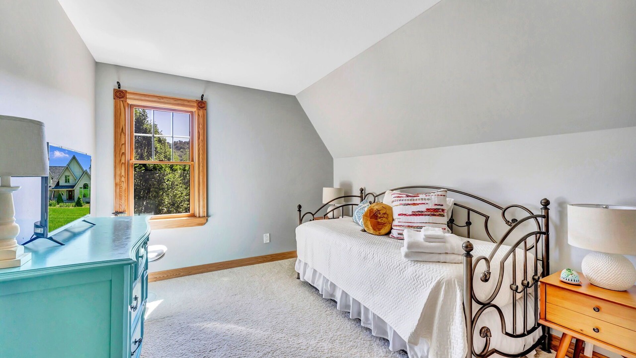 Photo of Bedroom in Ellicottville