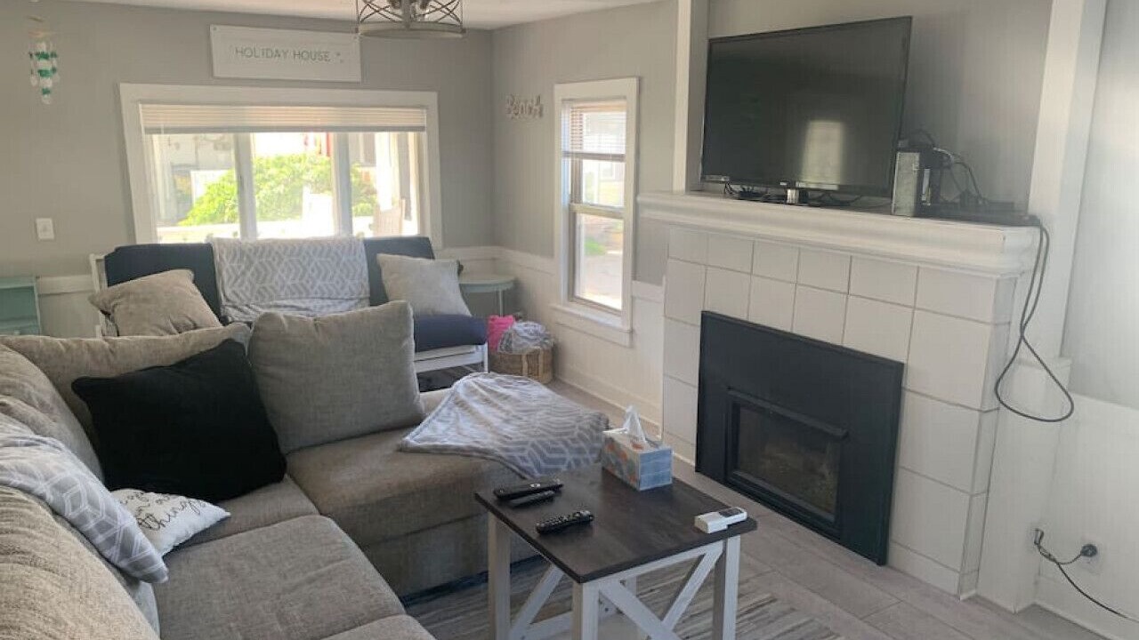 Photo of Livingroom in Huron